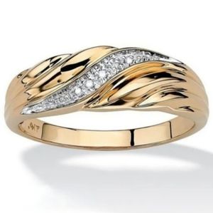 Lightening Diamond Acent Water Ripple Surface 18k Gold Ring